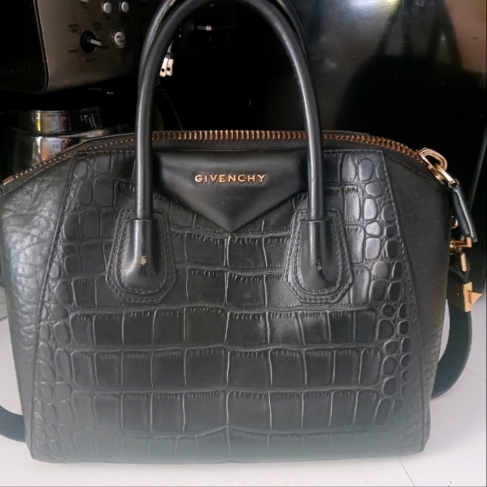 Black Bag For Details